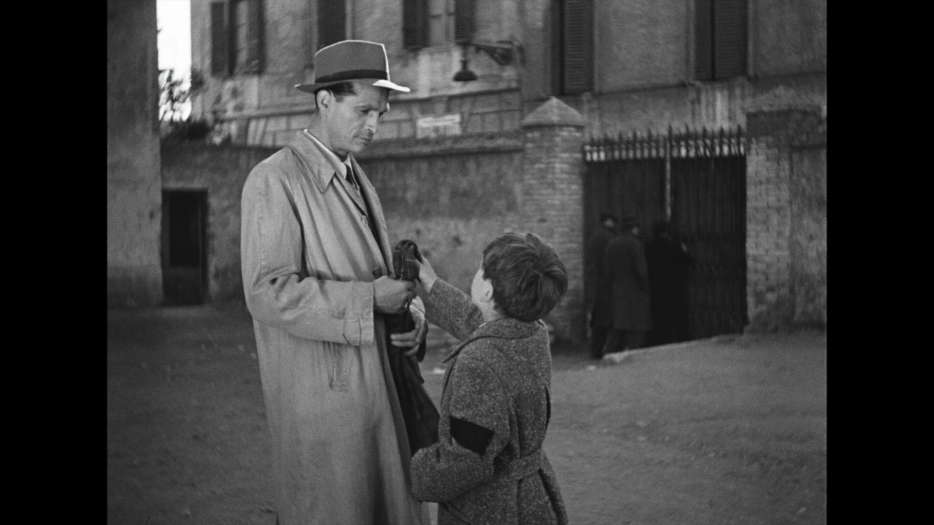 罗马，不设防的城市